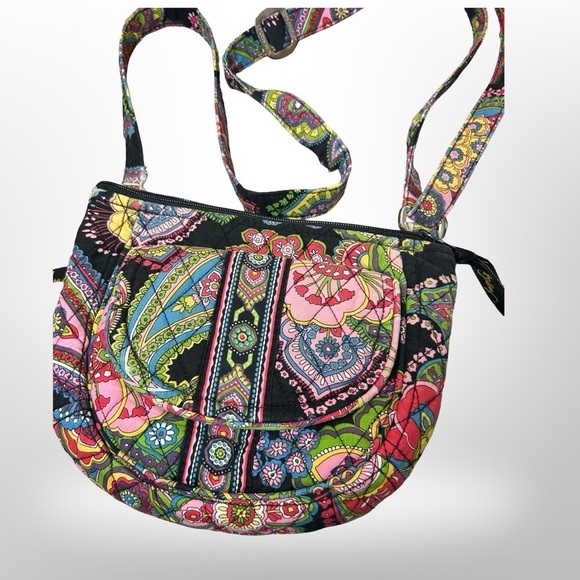 Vera Bradley Handbags - Vera Bradley Small Crossbody • With Pocket Card Holder